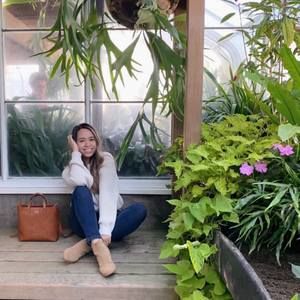 Meet your Posher, Leilani